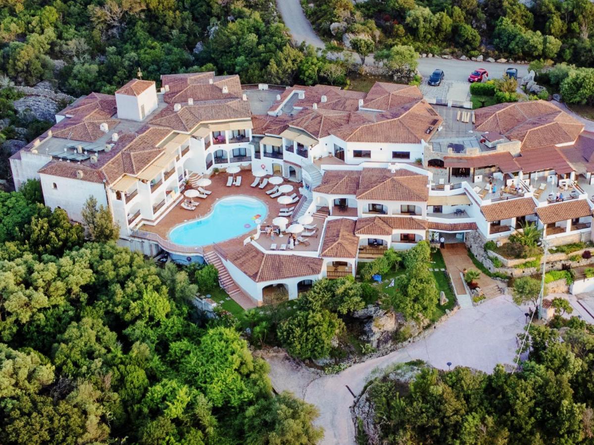 Hotel Pedra Santa Baja Sardinia Ngoại thất bức ảnh