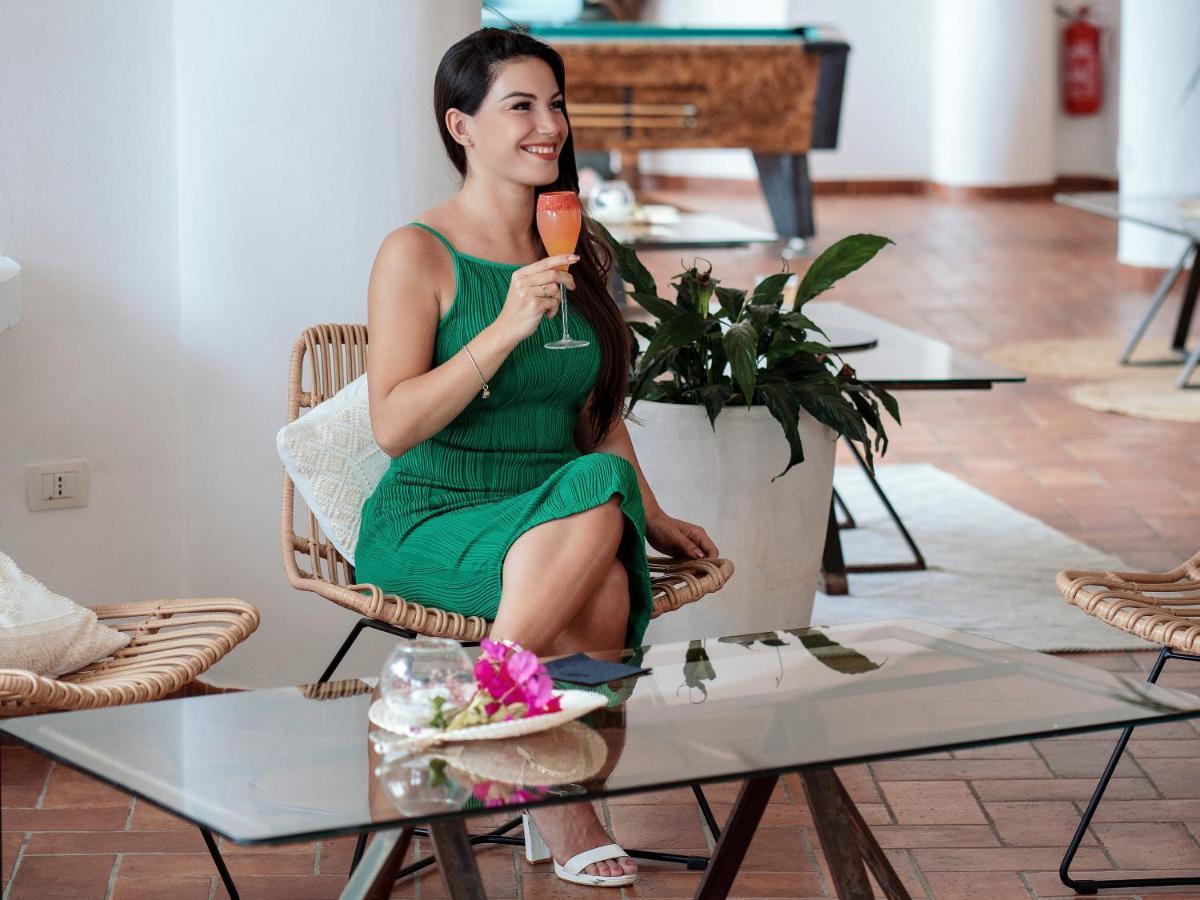 Hotel Pedra Santa Baja Sardinia Ngoại thất bức ảnh