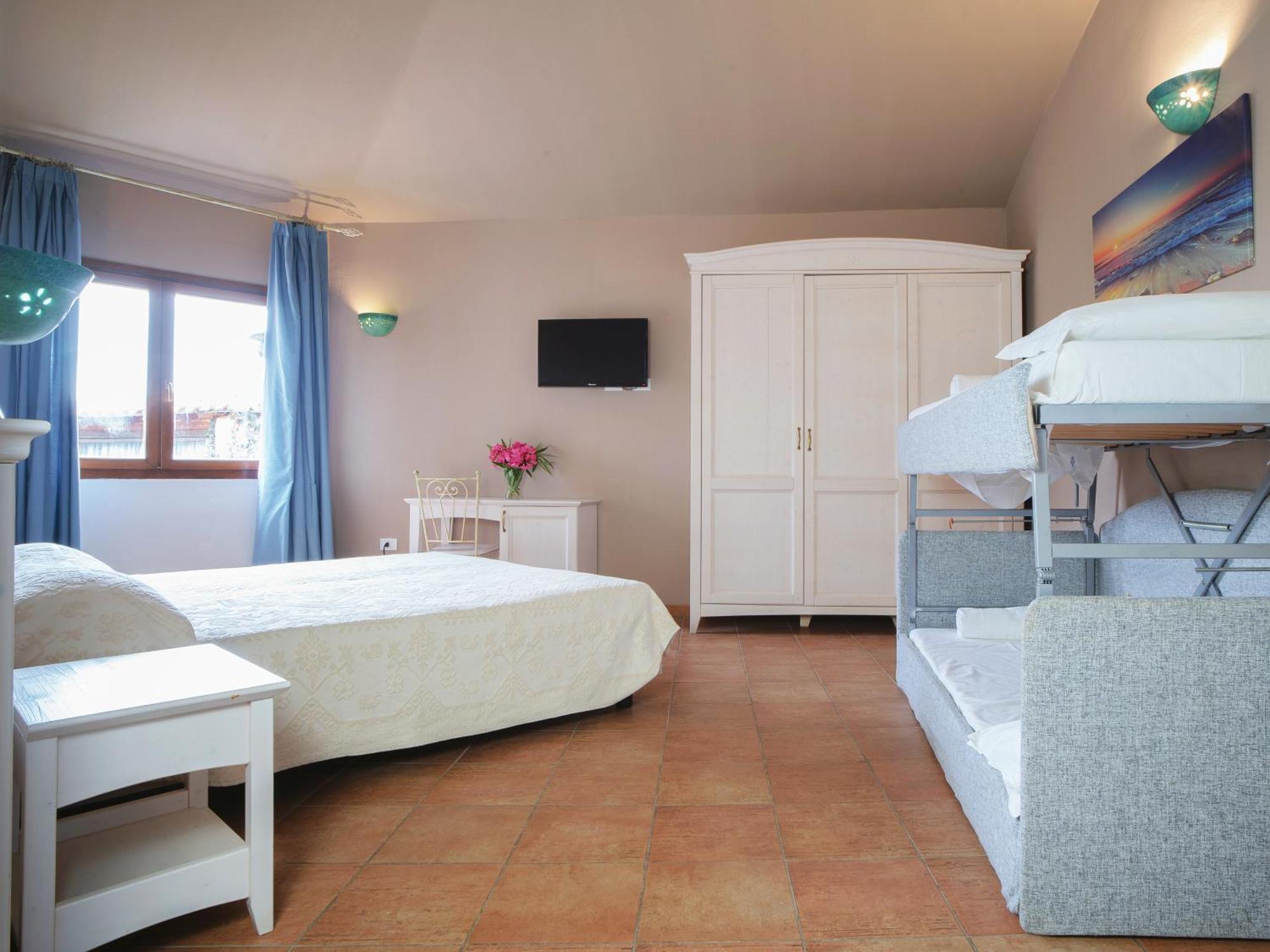 Hotel Pedra Santa Baja Sardinia Ngoại thất bức ảnh
